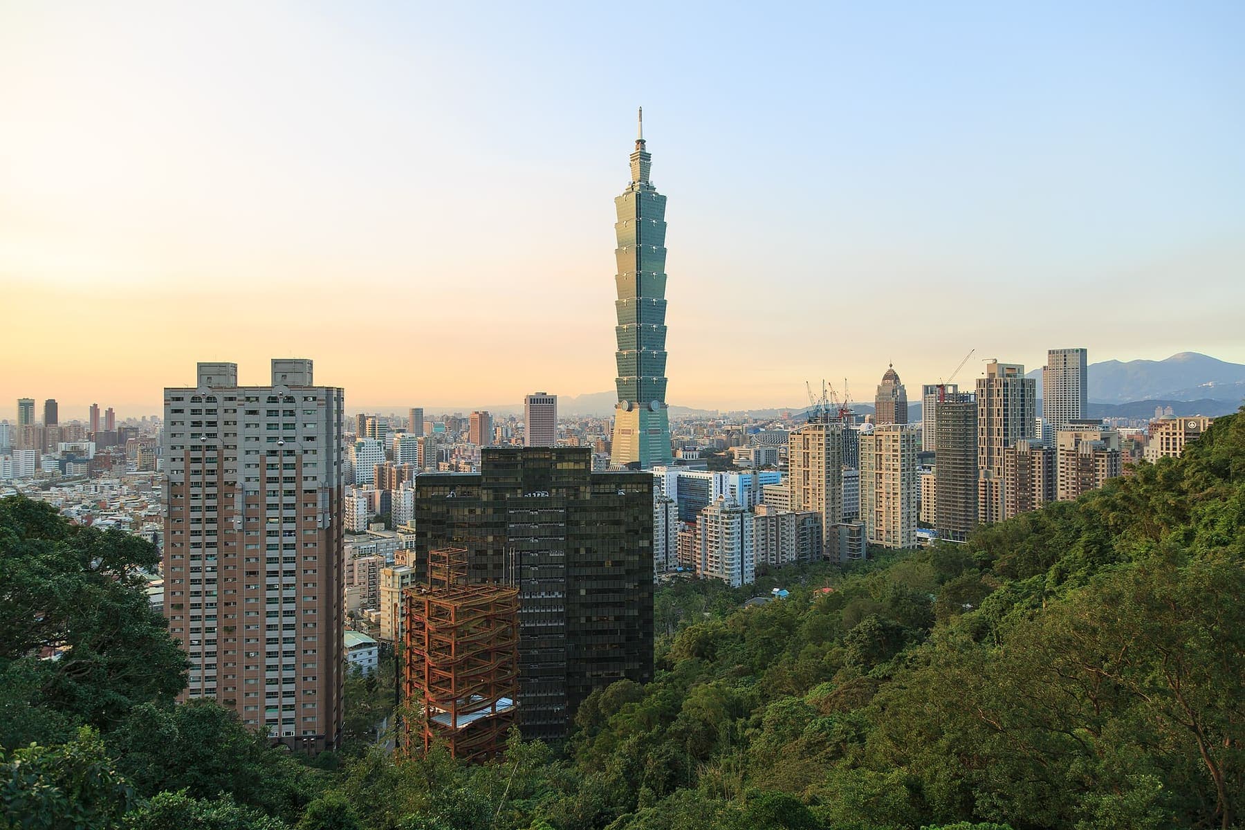 Taipei skyline